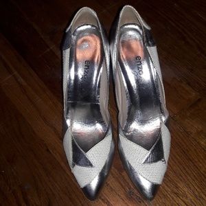 White and silver heels by Enzo size 7 1/2M